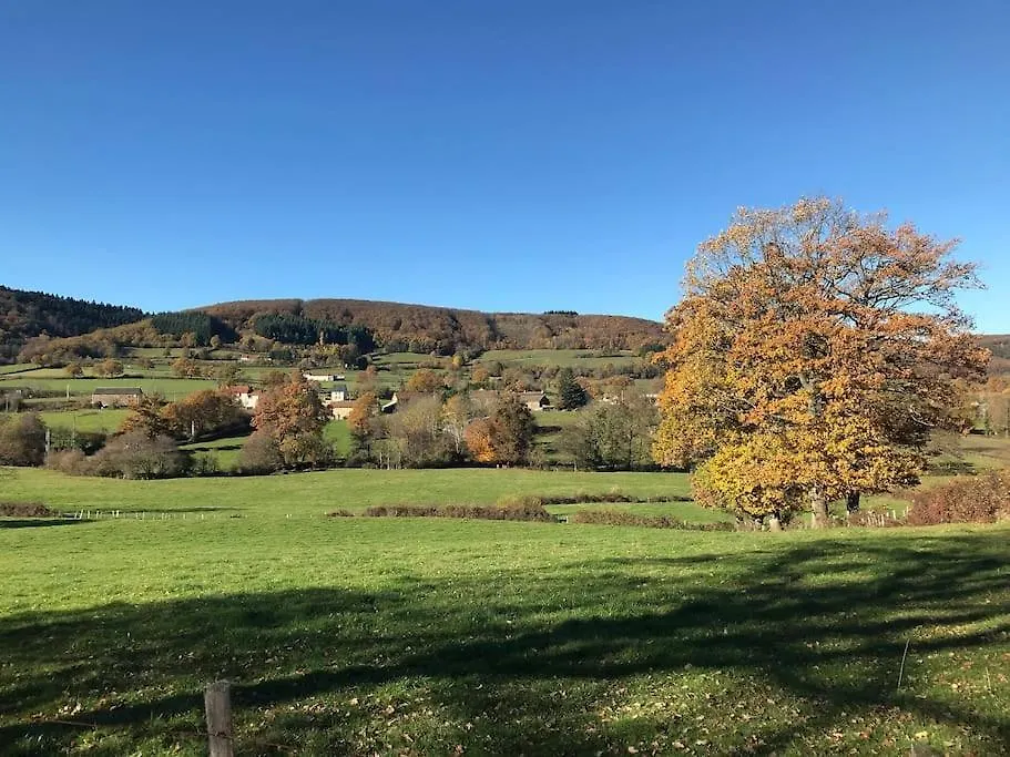 Maison Vue Superbe, 1-6 Pers, Teilhet, Auvergne Teilhet  Holiday home